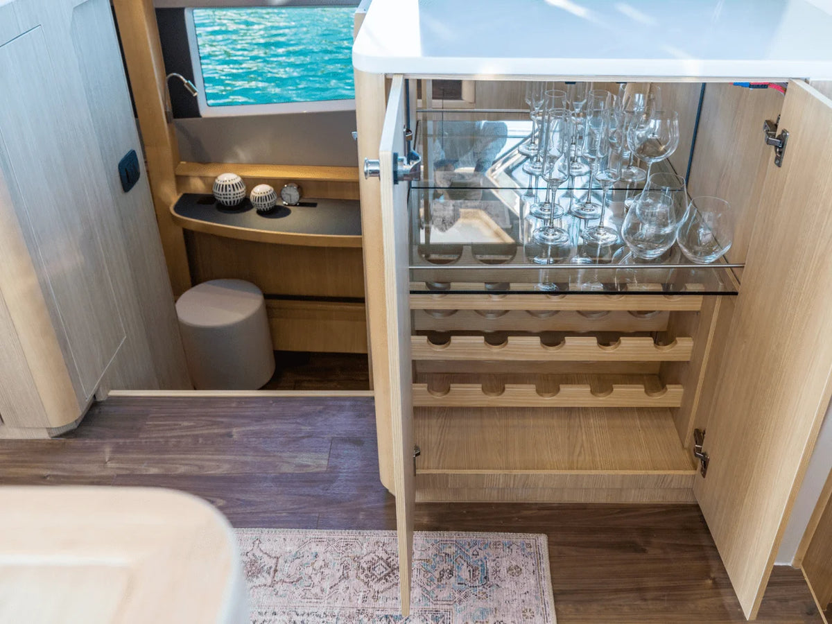 2027 Aquila 42 Yacht 42.0 feet, Inuvik, Northwest Territories #48