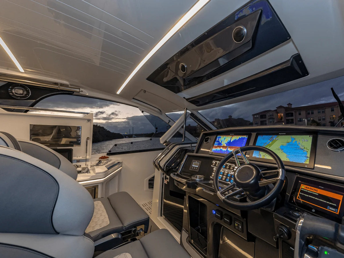 2027 Galeon 335 GTO 33.0 feet, Inuvik, Northwest Territories #103