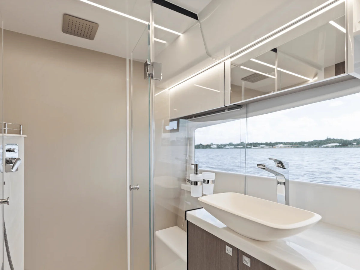 2027 Galeon 450 HTC 45.0 feet, Inuvik, Northwest Territories #102