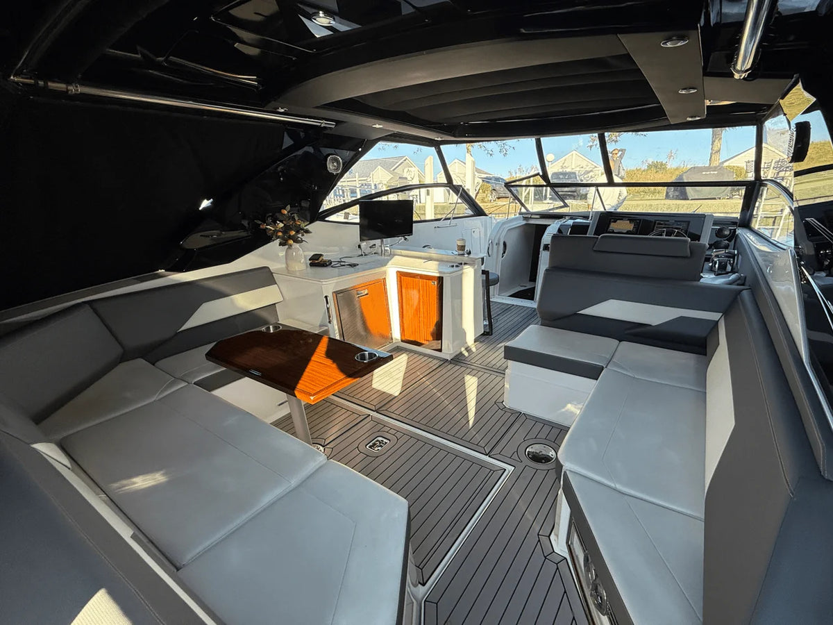 2020 Cruisers Yachts 38 GLS 38.0 feet, Grand Haven, MI #26