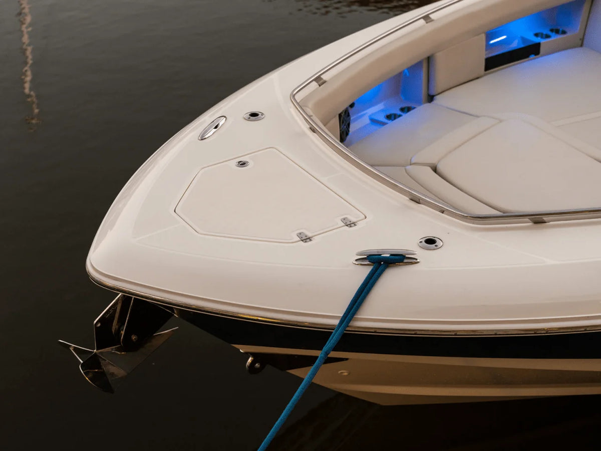 2027 Boston Whaler 380 Realm 38.0 feet, Inuvik, Northwest Territories #44