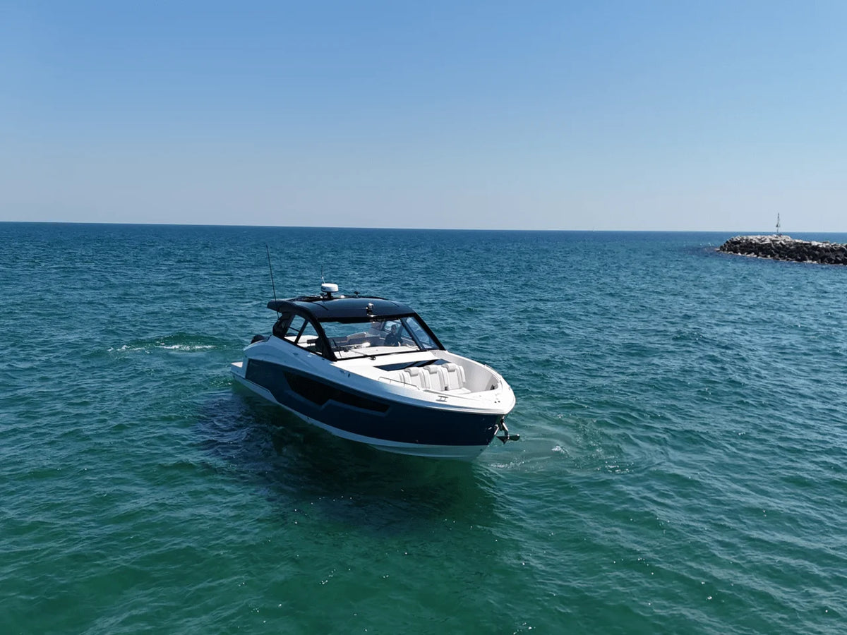 2026 Cruisers Yachts 50 GLS OB 50.0 feet, Grand Haven, MI #5