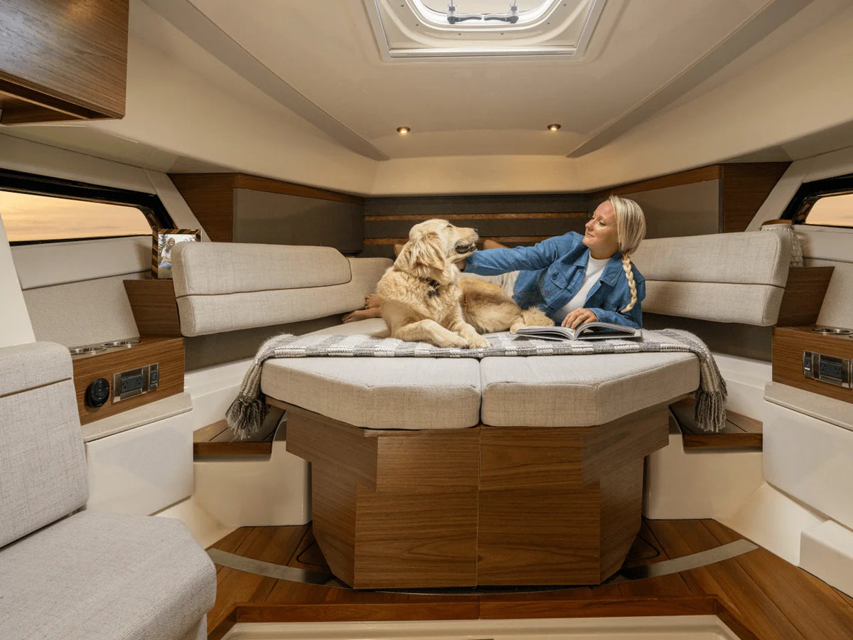 2027 Boston Whaler 365 Conquest 36.0 feet, Inuvik, Northwest Territories #24