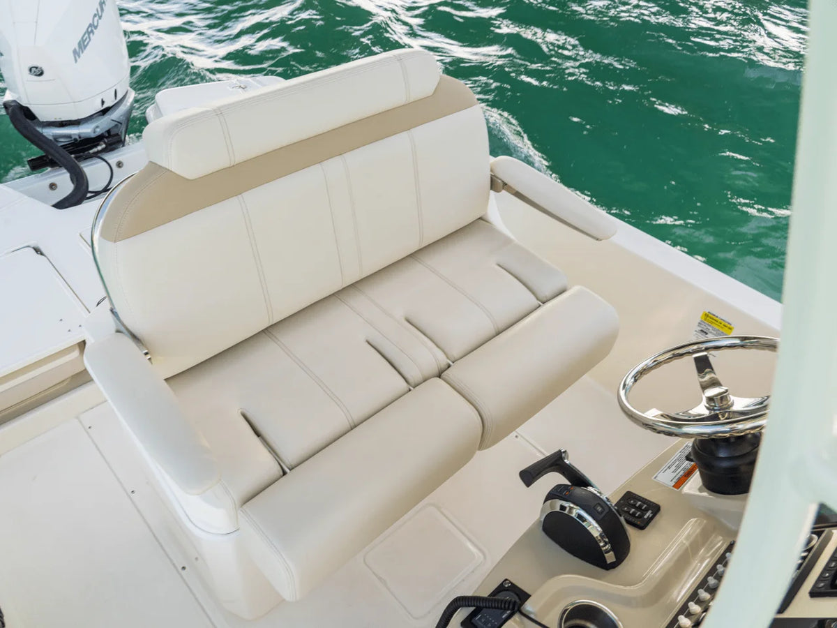 2027 Boston Whaler 250 Dauntless 25.0 feet, Inuvik, Northwest Territories #54