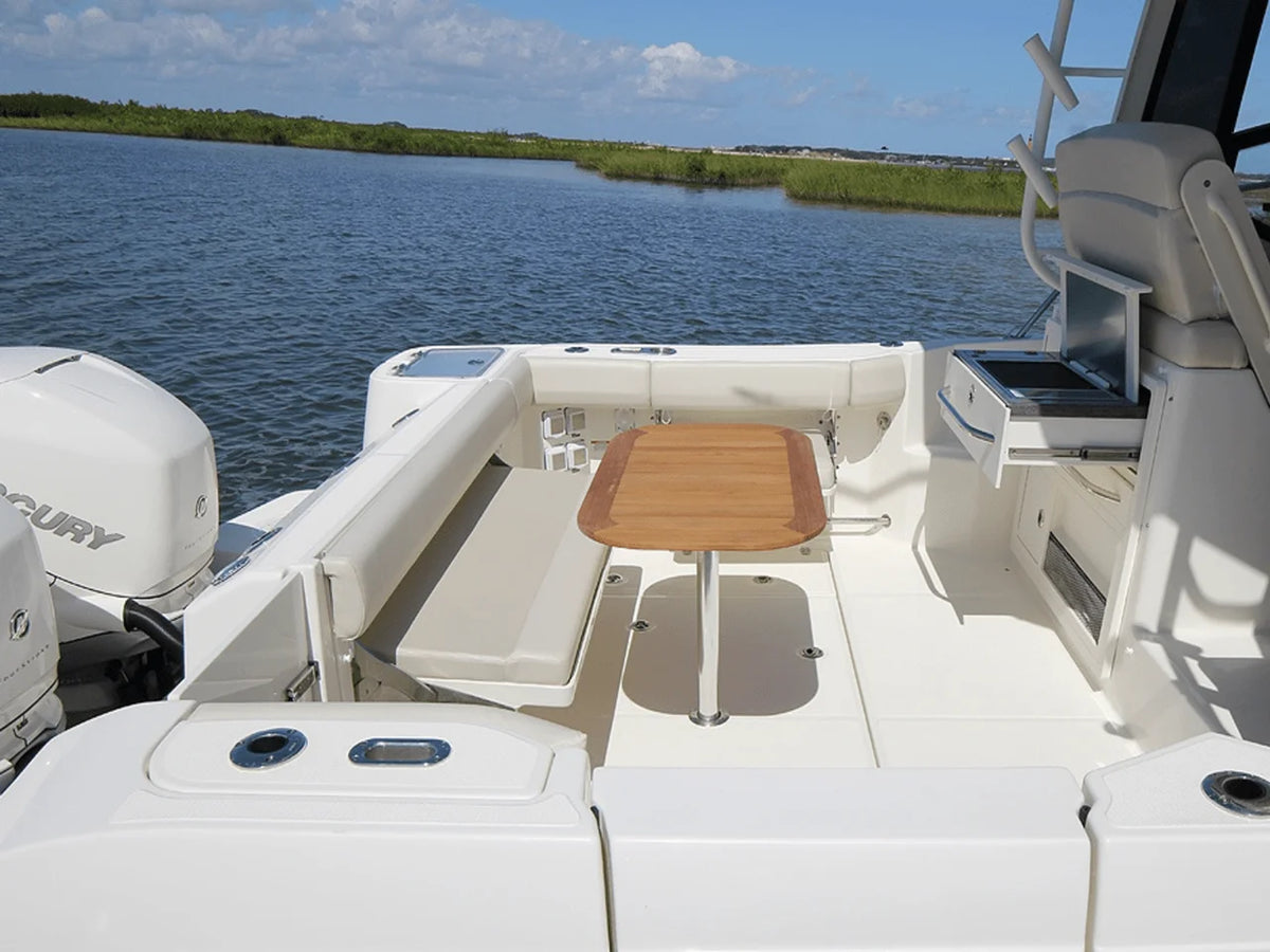 2027 Boston Whaler 325 Conquest 32.0 feet, Inuvik, Northwest Territories #45