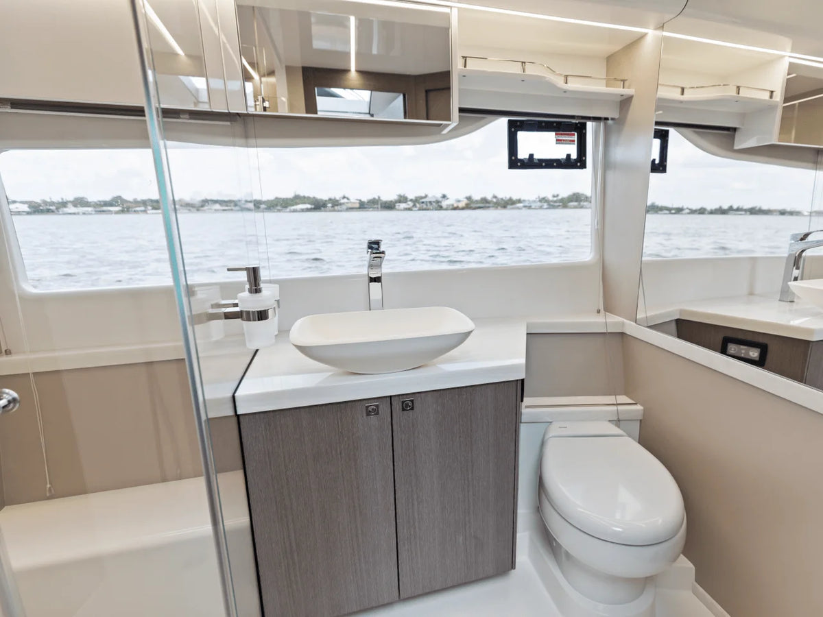 2027 Galeon 450 HTC 45.0 feet, Inuvik, Northwest Territories #103