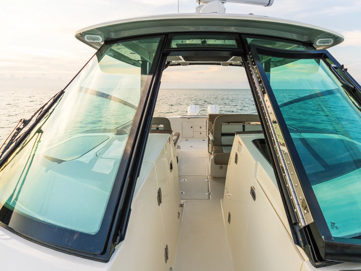 2027 Boston Whaler 330 Vantage 33.0 feet, Inuvik, Northwest Territories #30