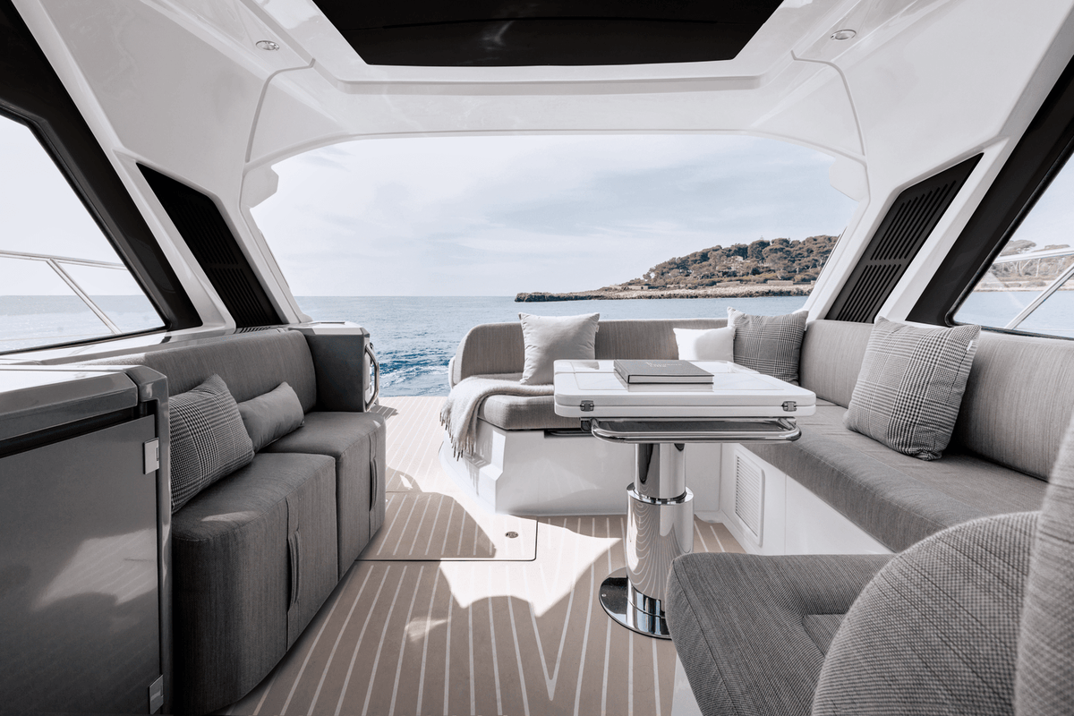 2027 Azimut Atlantis 51 53.0 feet, Inuvik, Northwest Territories #14