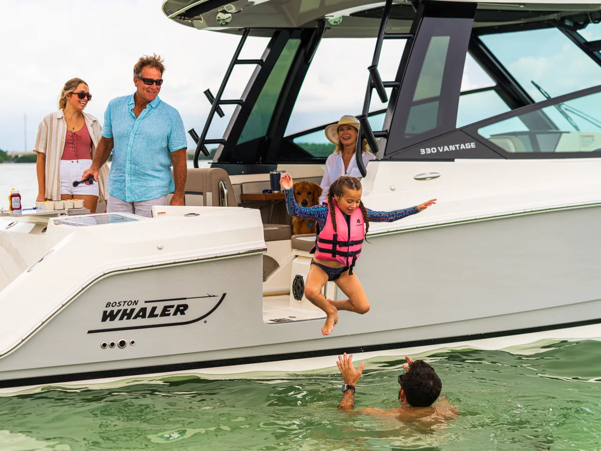2027 Boston Whaler 330 Vantage 33.0 feet, Inuvik, Northwest Territories #33