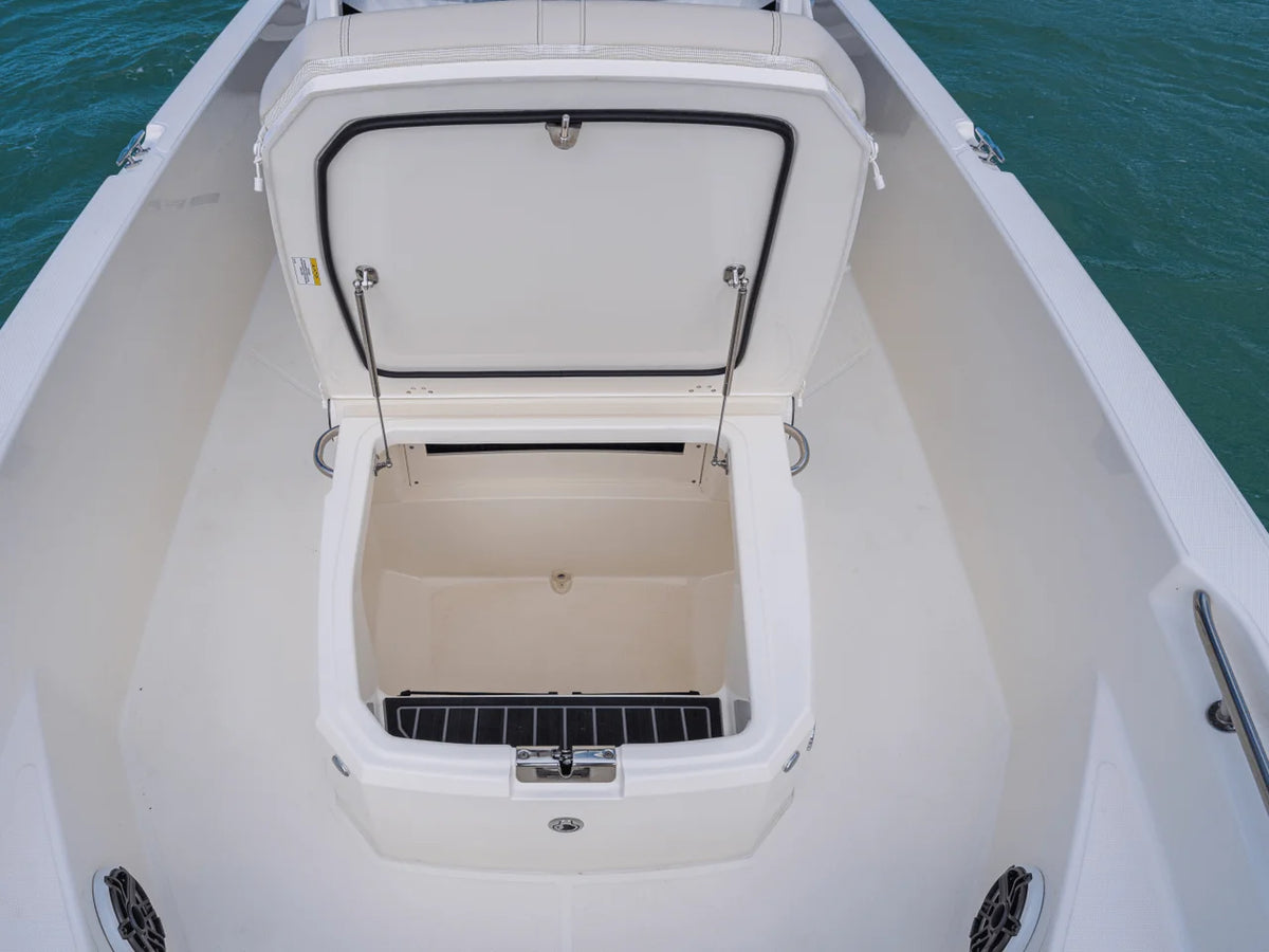 2027 Boston Whaler 220 Dauntless 22.0 feet, Inuvik, Northwest Territories #36