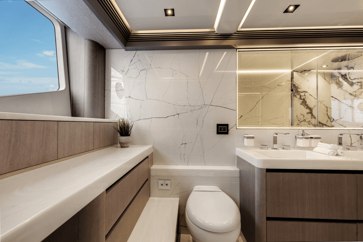 2027 Galeon 800 FLY 83.0 feet, Inuvik, Northwest Territories #33