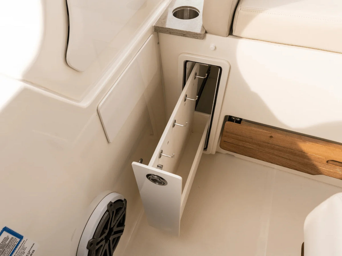 2027 Boston Whaler 380 Realm 38.0 feet, Inuvik, Northwest Territories #106