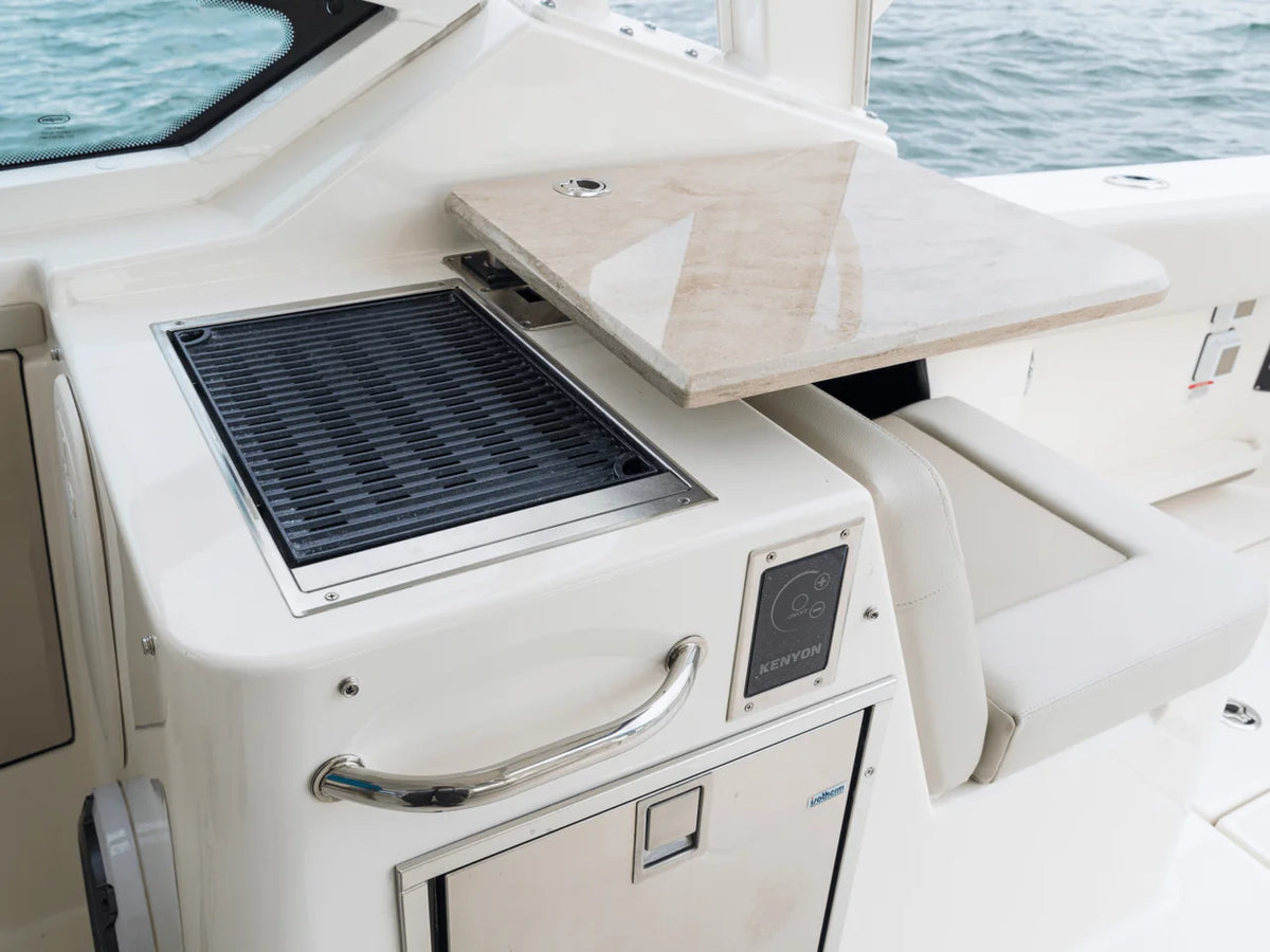 2027 Boston Whaler 280 Vantage 28.0 feet, Inuvik, Northwest Territories #59