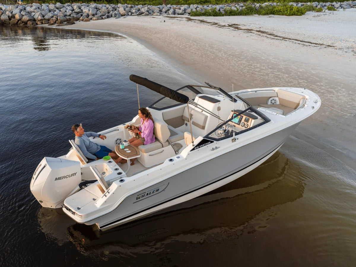 2027 Boston Whaler 210 Vantage 21.0 feet, Inuvik, Northwest Territories #7