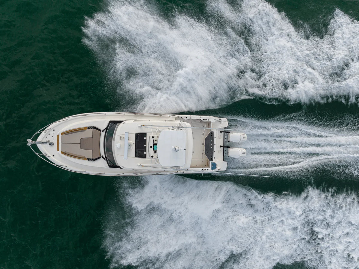 2027 Boston Whaler 365 Conquest 36.0 feet, Inuvik, Northwest Territories #4