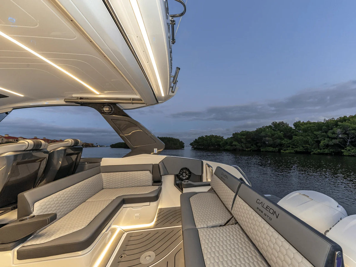 2027 Galeon 335 GTO 33.0 feet, Inuvik, Northwest Territories #95