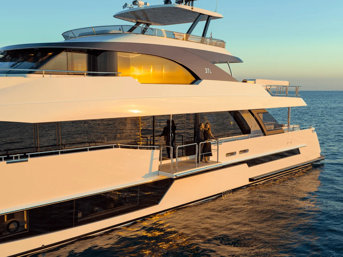 2027 Ocean Alexander 37L 116.0 feet, Inuvik, Northwest Territories #20