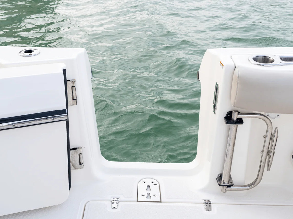 2027 Boston Whaler 365 Conquest 36.0 feet, Inuvik, Northwest Territories #71