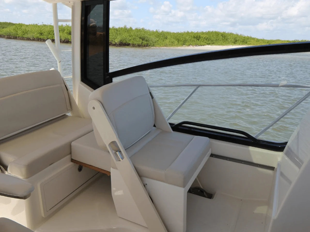 2027 Boston Whaler 325 Conquest 32.0 feet, Inuvik, Northwest Territories #36