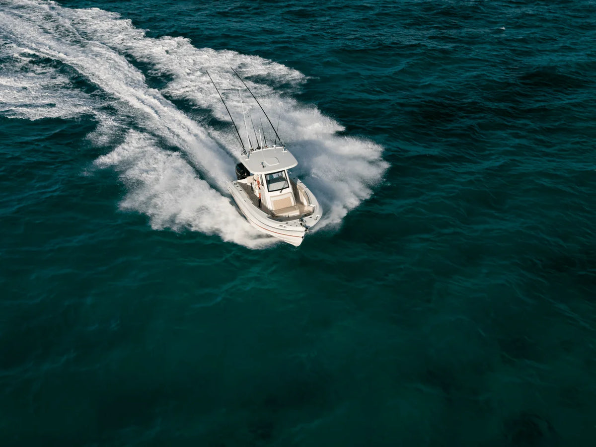 2027 Boston Whaler 250 Outrage 25.0 feet, Inuvik, Northwest Territories #44