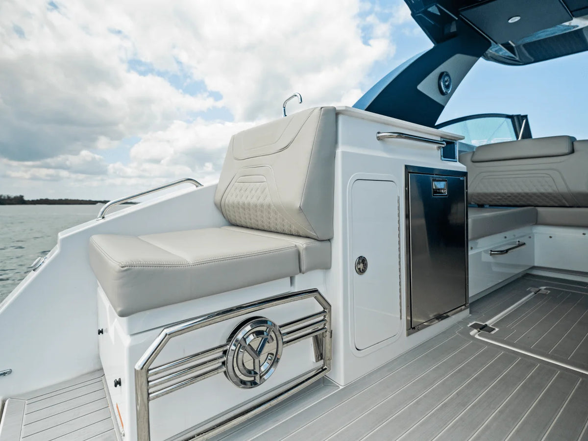 2024 Cruisers Yachts 34 GLS 34.0 feet, Marblehead, OH #86