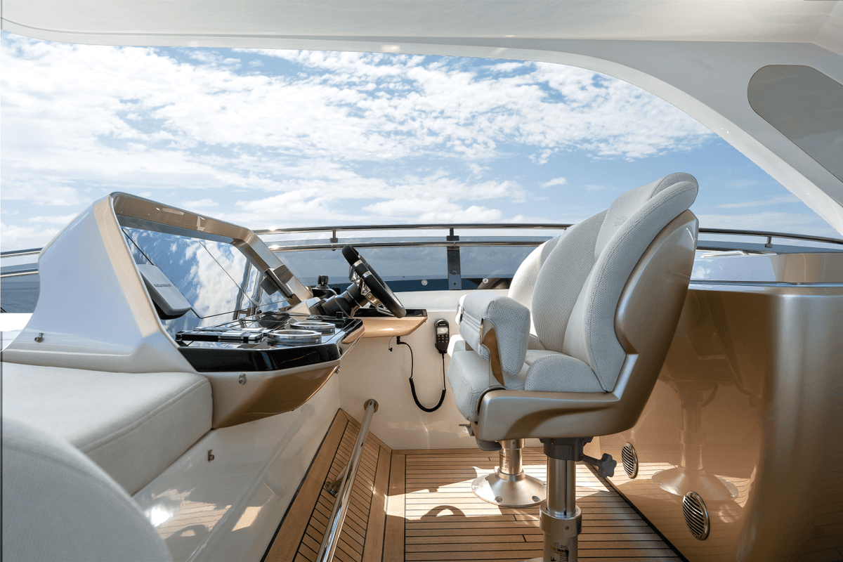 2027 Galeon 800 FLY 83.0 feet, Inuvik, Northwest Territories #24