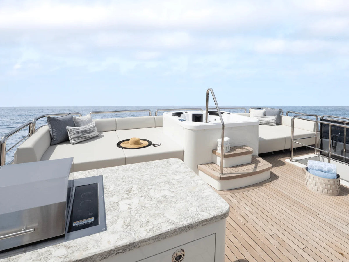 2027 Ocean Alexander 32L 106.0 feet, Inuvik, Northwest Territories #46