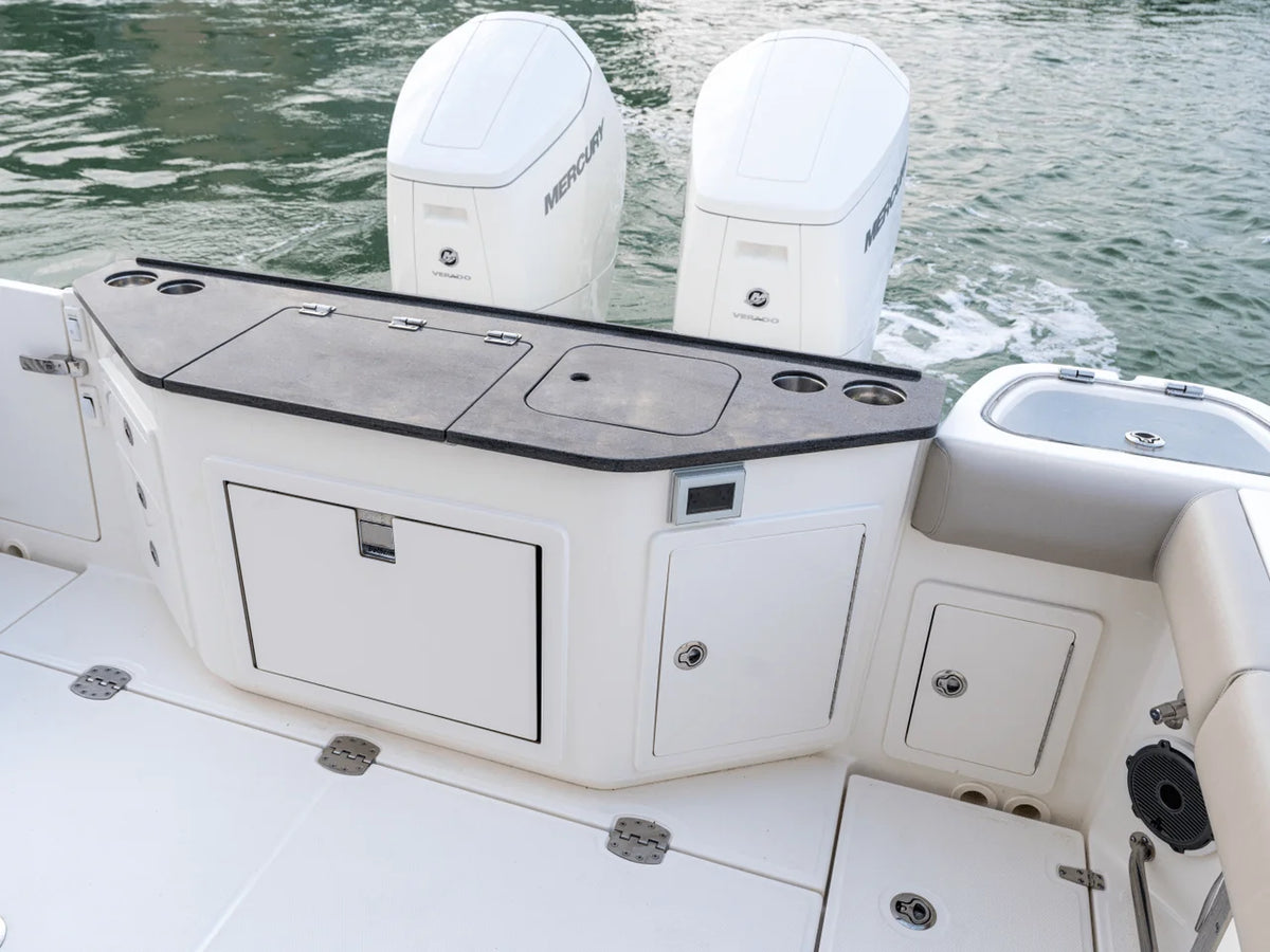 2027 Boston Whaler 365 Conquest 36.0 feet, Inuvik, Northwest Territories #38