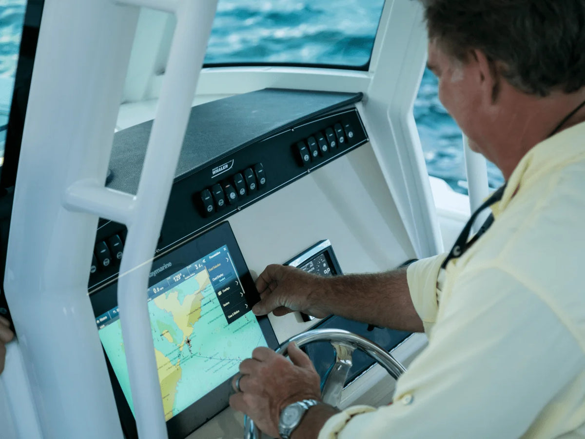 2027 Boston Whaler 250 Outrage 25.0 feet, Inuvik, Northwest Territories #96