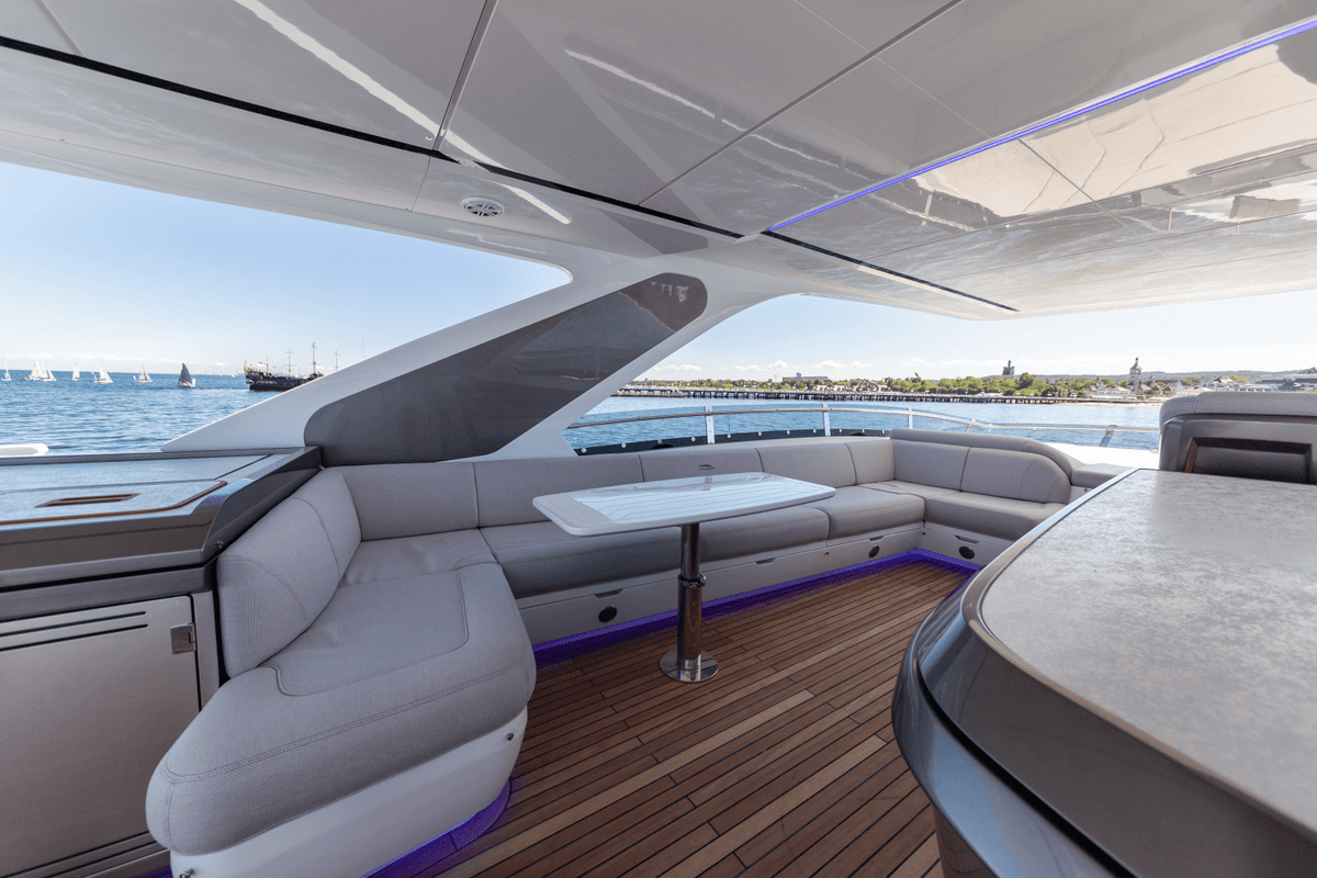 2027 Galeon 800 FLY 83.0 feet, Inuvik, Northwest Territories #21