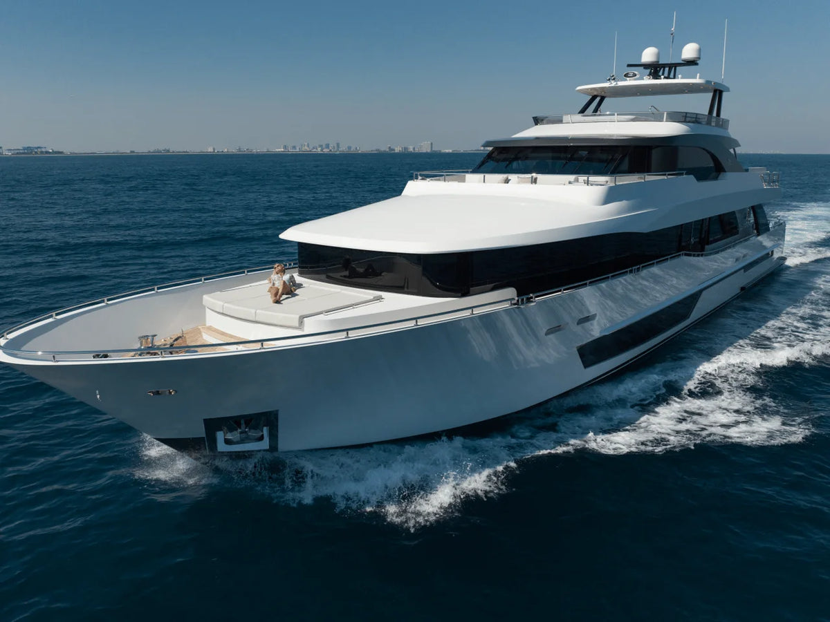 2027 Ocean Alexander 37L 116.0 feet, Inuvik, Northwest Territories #14