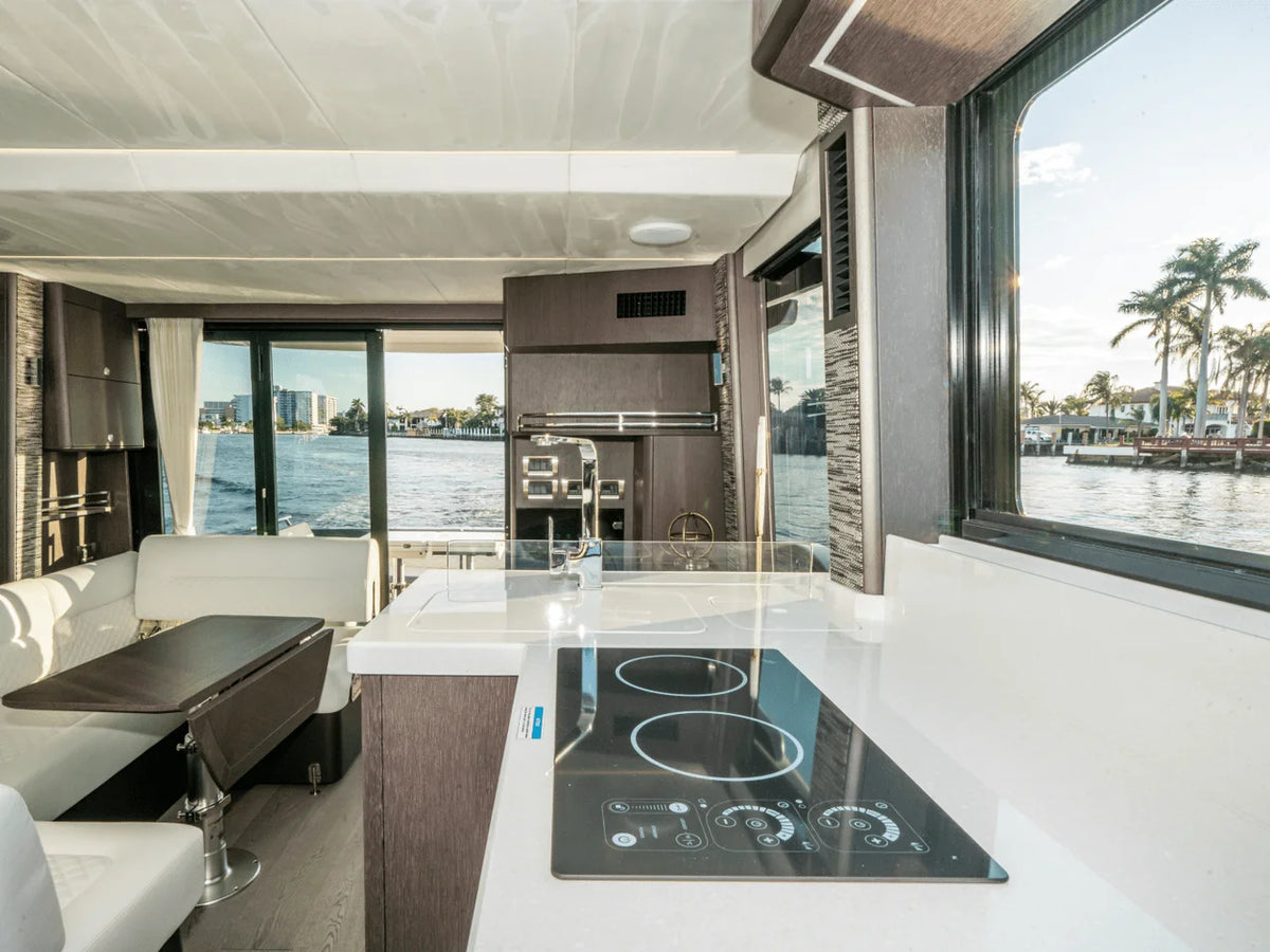 2027 Galeon 400 FLY 40.0 feet, Inuvik, Northwest Territories #77
