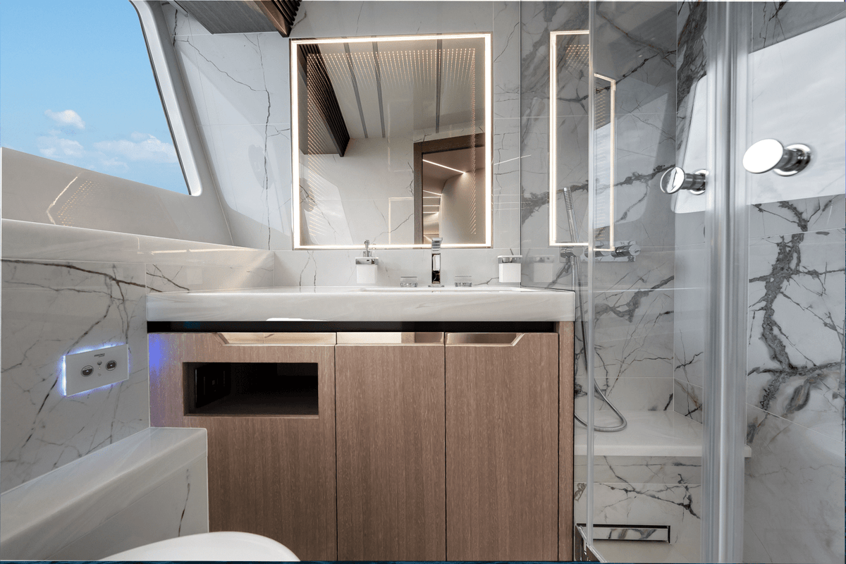 2027 Galeon 800 FLY 83.0 feet, Inuvik, Northwest Territories #42