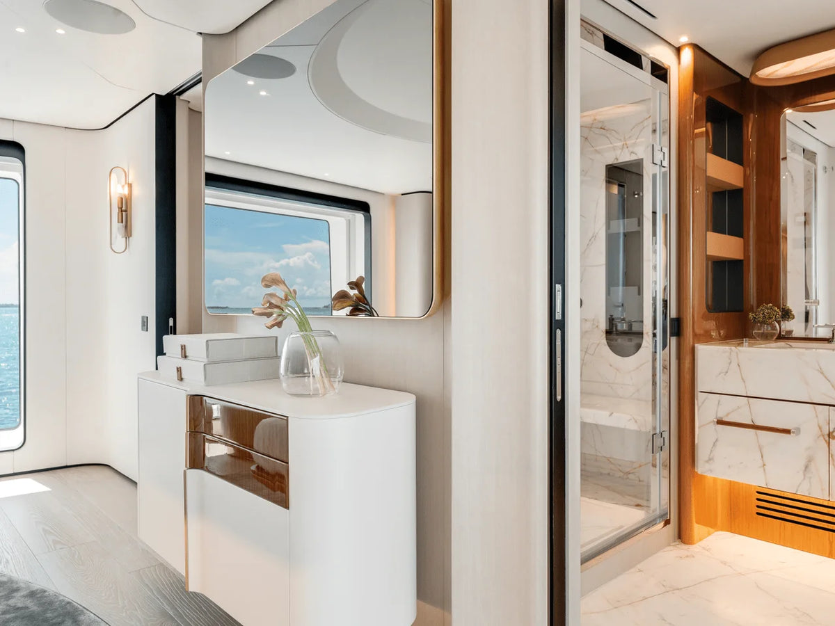 2027 Azimut Grande 36M 115.0 feet, Inuvik, Northwest Territories #52