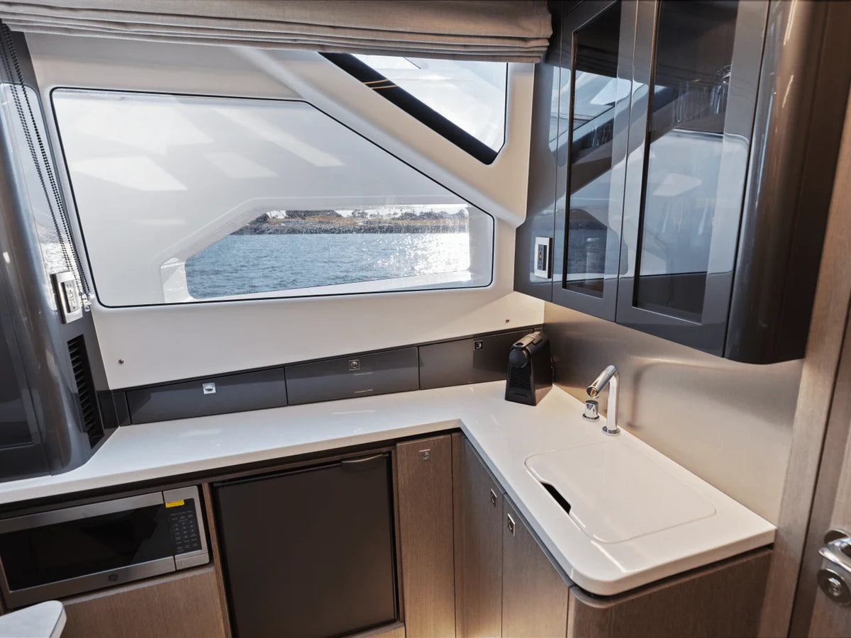 2027 Galeon 435 GTO 43.0 feet, Inuvik, Northwest Territories #73