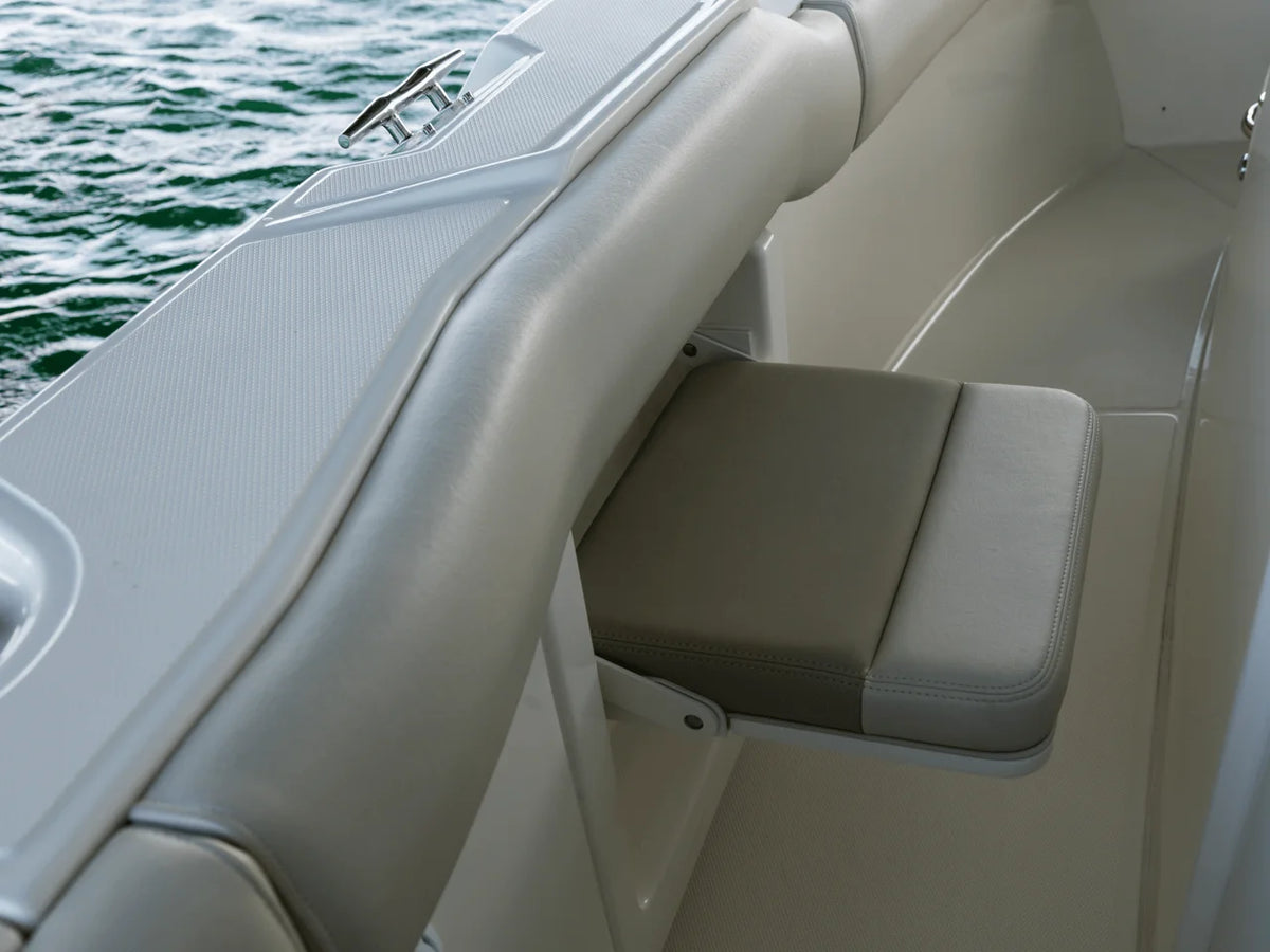 2027 Boston Whaler 250 Outrage 25.0 feet, Inuvik, Northwest Territories #74