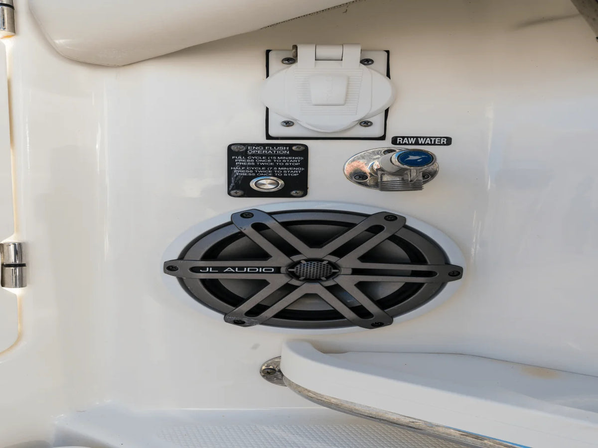 2027 Boston Whaler 380 Realm 38.0 feet, Inuvik, Northwest Territories #121
