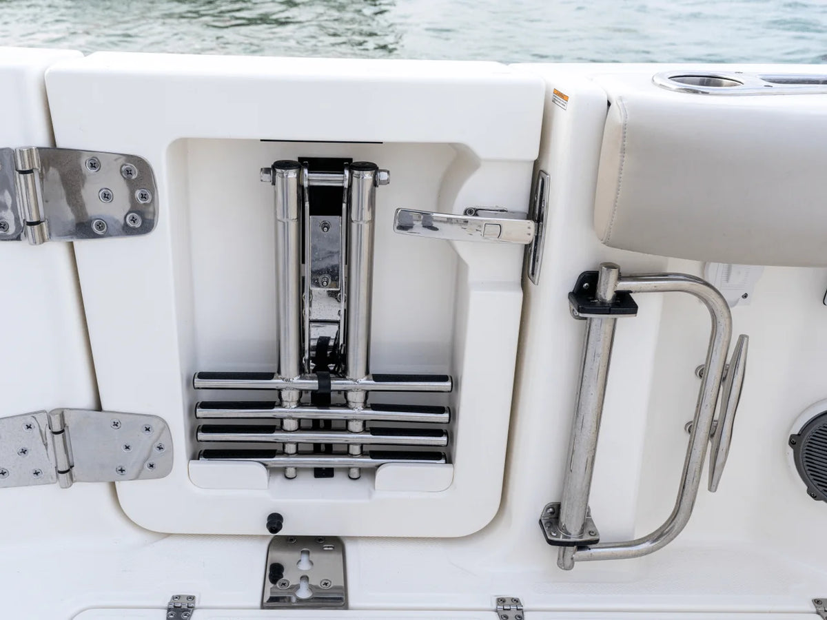 2027 Boston Whaler 365 Conquest 36.0 feet, Inuvik, Northwest Territories #56