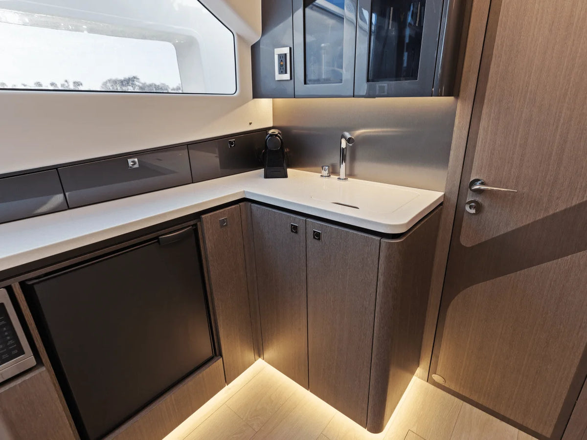 2027 Galeon 435 GTO 43.0 feet, Inuvik, Northwest Territories #52
