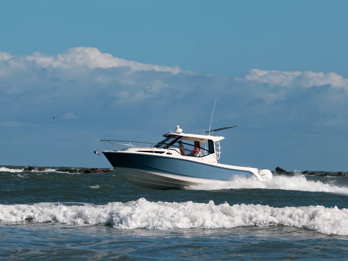 2027 Boston Whaler 325 Conquest 32.0 feet, Inuvik, Northwest Territories #35