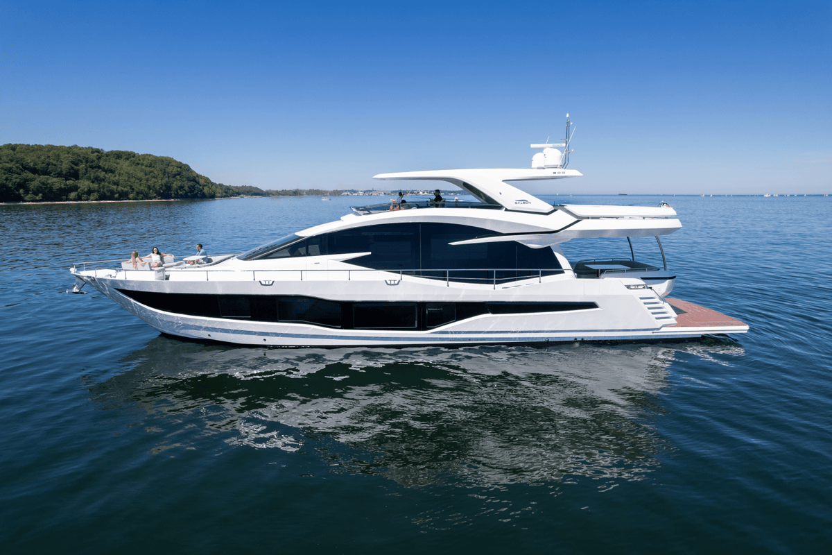 2027 Galeon 800 FLY 83.0 feet, Inuvik, Northwest Territories #7